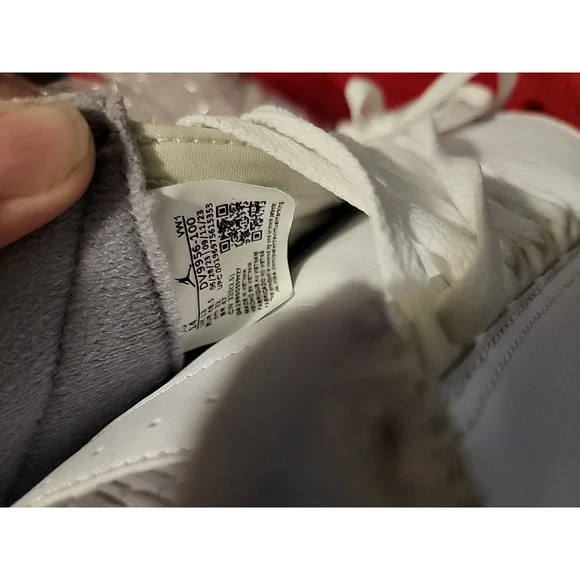 Size 14 - Air Jordan 2 Retro Low Python brand new men. Nike - Picture 8 of 8